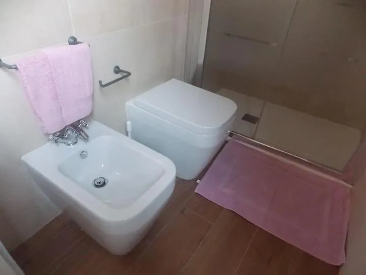 Apartment Via D'Acqua Al Mulino -City Center- Bo Bologna Italy
